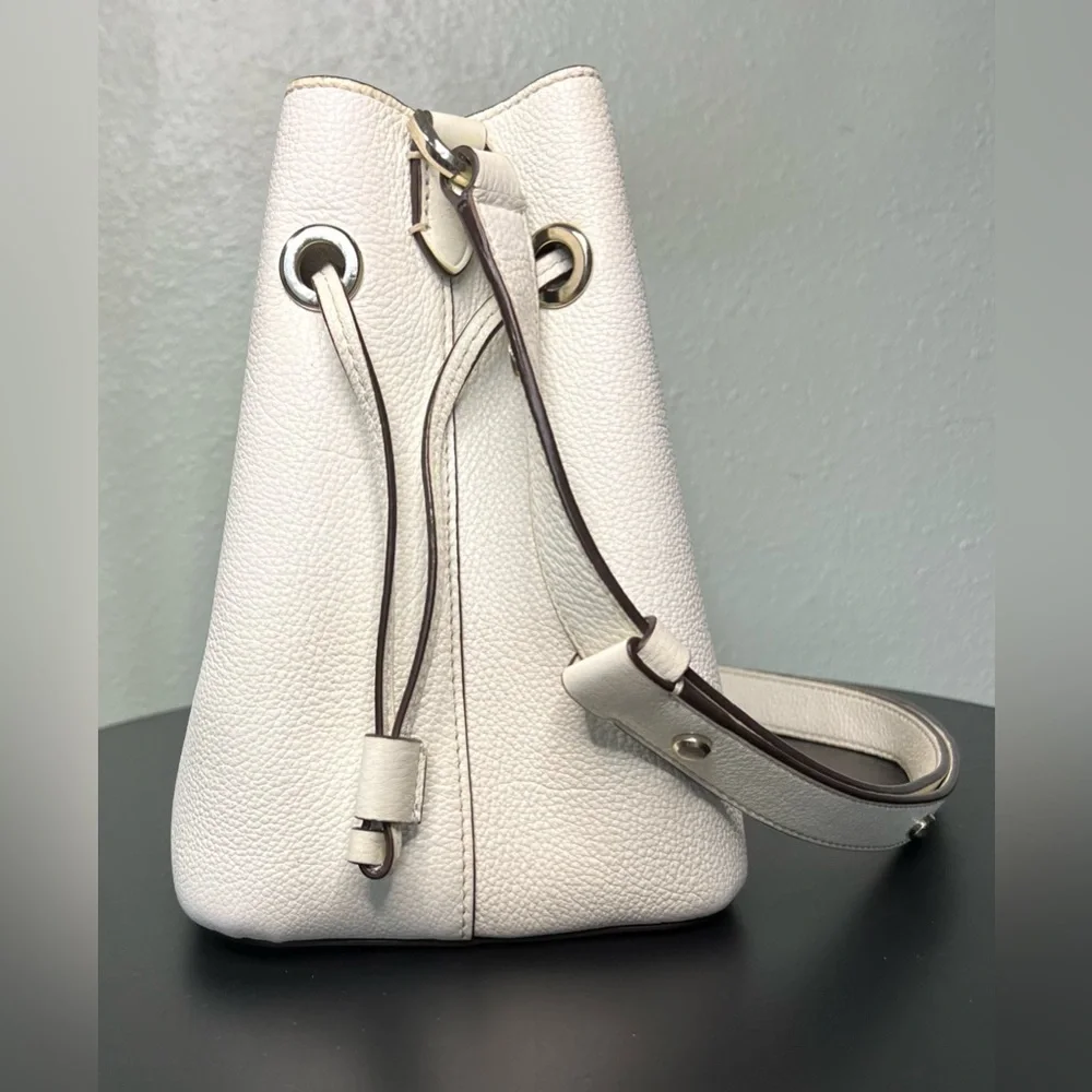 Kate Spade Marti Genuine Pebbled Leather Bucket Bag White Purse Silver Hardware